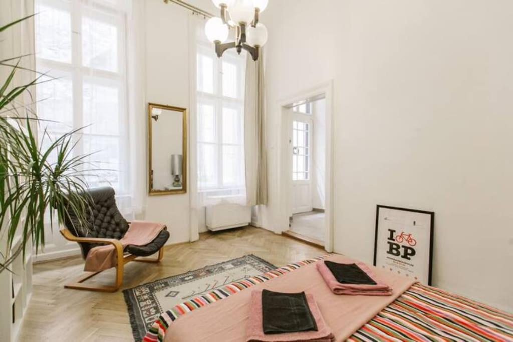 Central Apartment Kiraly Street Budapest Kültér fotó